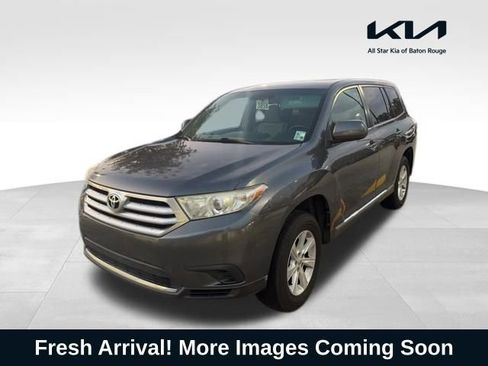 Used 2013 Toyota Highlander Plus image 1