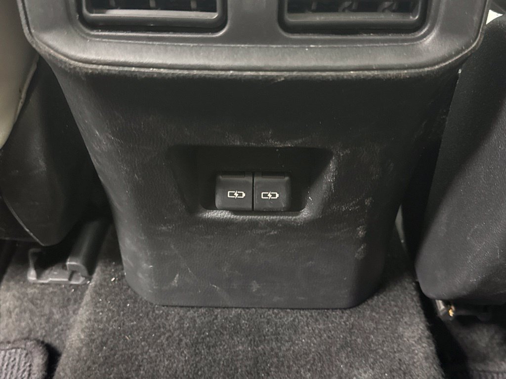 Used 2023 Toyota RAV4 XLE Premium FWD image 29