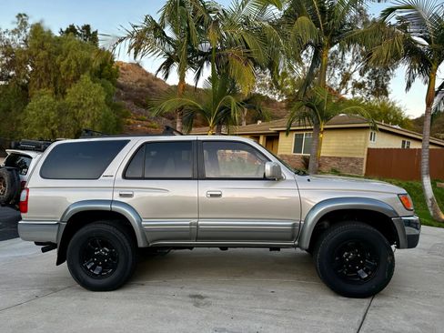 Used 1997 Toyota 4Runner Limited image 9