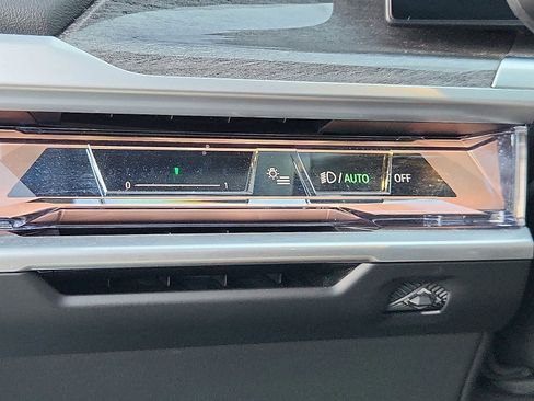 Certified 2024 BMW 760i xDrive 760i xDrive image 22