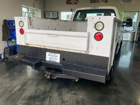 Used 2012 Ford F250 XL RWD image 8