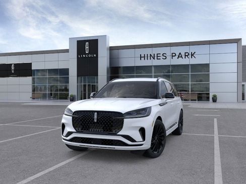 New 2026 Lincoln Aviator Reserve image 2