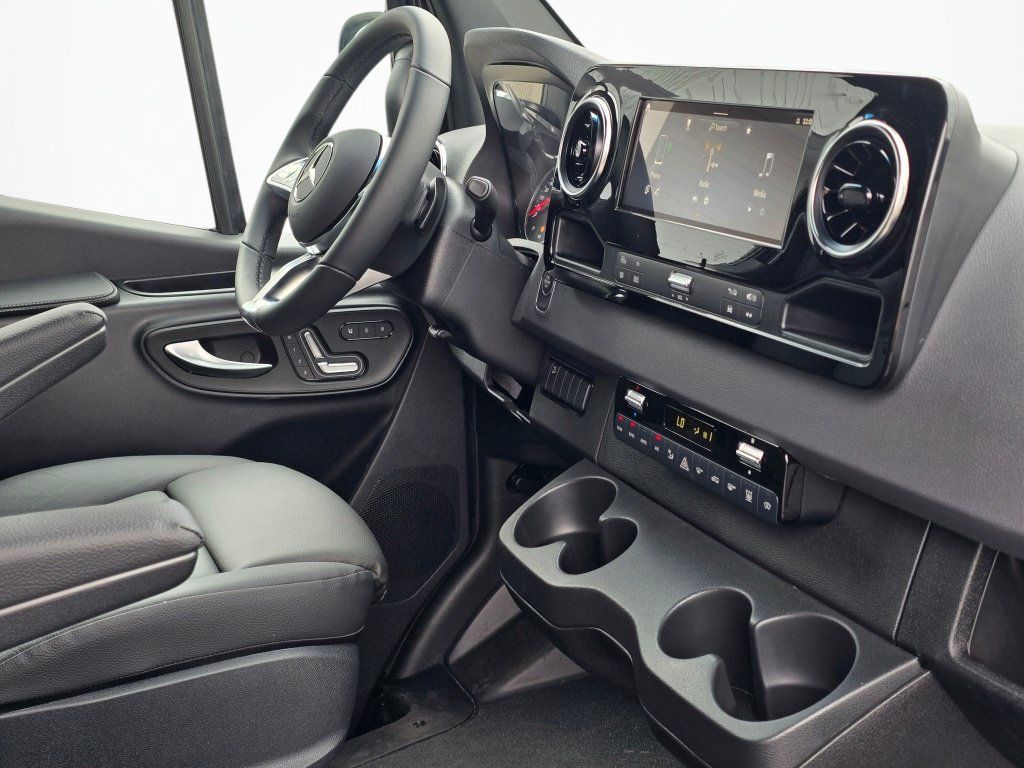 New 2026 Mercedes-Benz Sprinter 2500 image 24