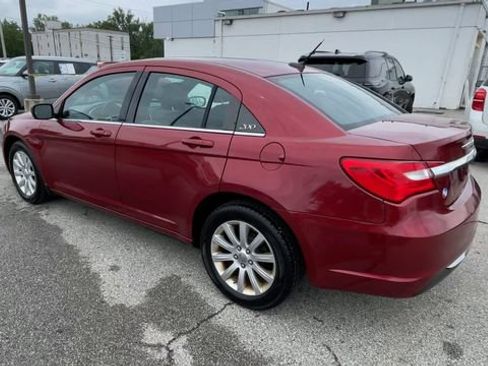 Used 2012 Chrysler 200 Touring w/ Sun/Sound Group FWD image 8