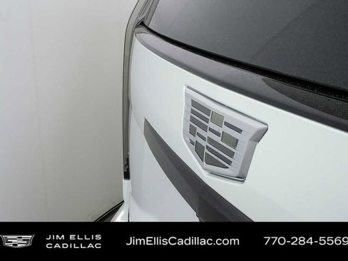 New 2026 Cadillac Escalade Platinum Sport w/ LPO, ONYX Package AWD/4WD image 39