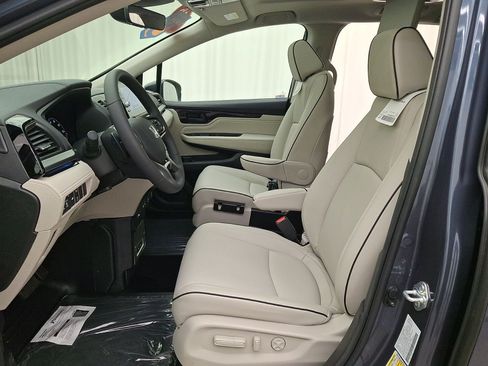 Used 2026 Honda Odyssey Touring image 14
