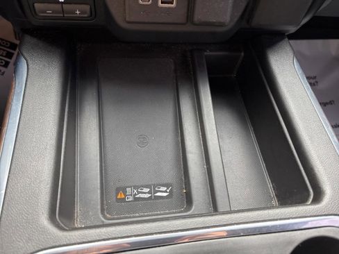 Used 2021 Chevrolet Silverado 2500 High Country w/ Z71 Off-Road Package image 23