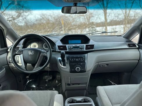 Used 2011 Honda Odyssey EX image 23