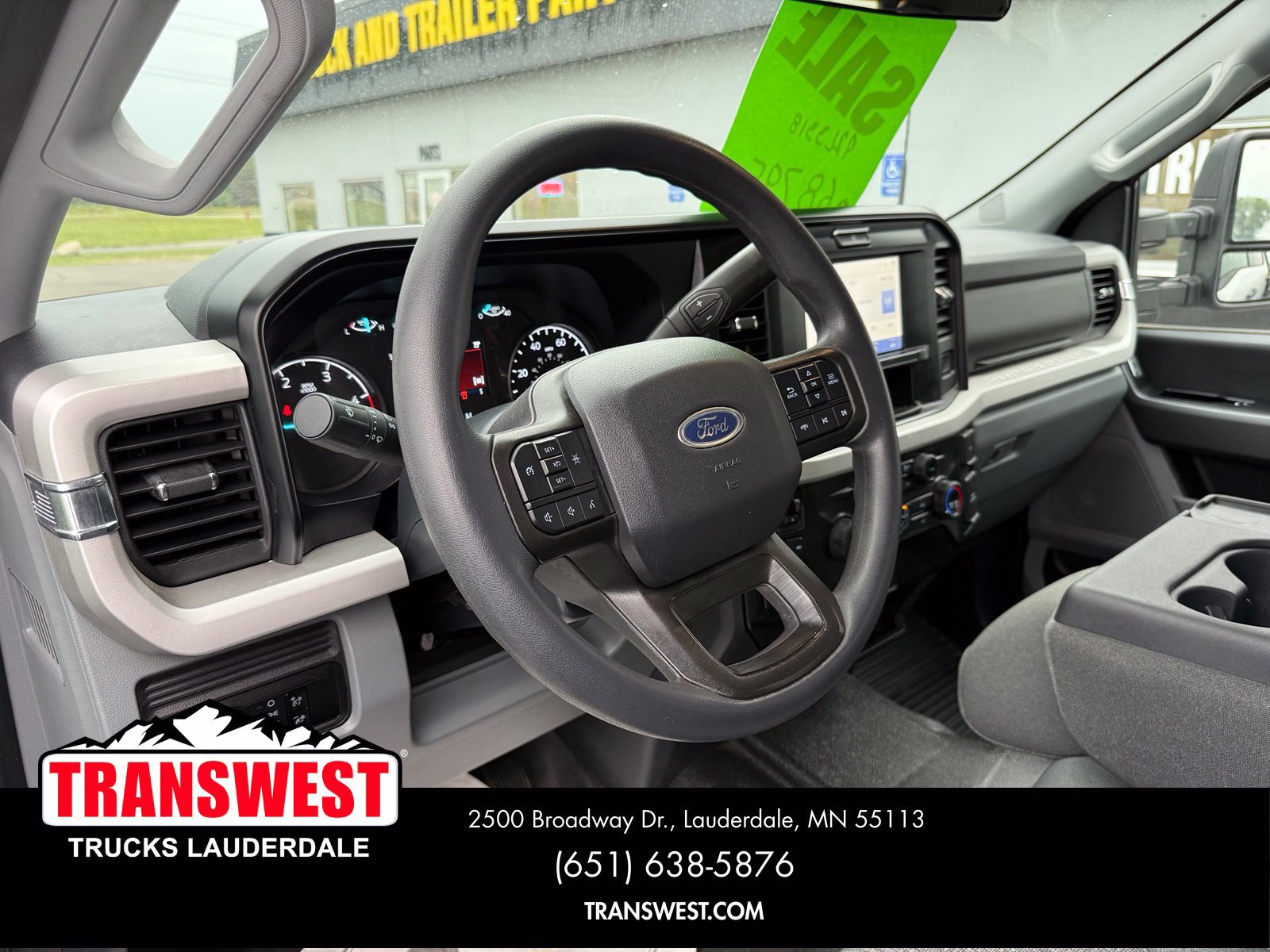 Used 2025 Ford F350 XLT AWD/4WD image 4