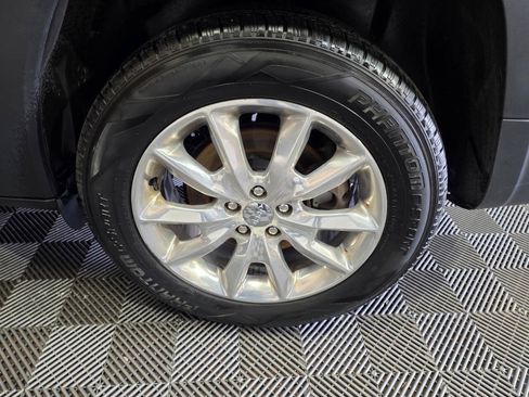 Used 2016 Jeep Cherokee Limited AWD/4WD image 35
