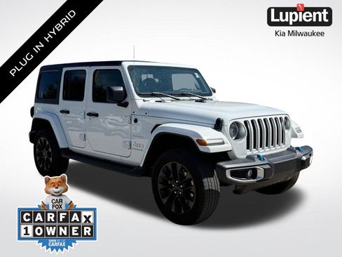 Used 2023 Jeep Wrangler Unlimited Sahara w/ Cold Weather Group AWD/4WD image 1