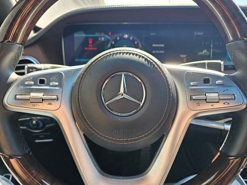 Used 2018 Mercedes-Benz S 560 4MATIC Sedan image 21