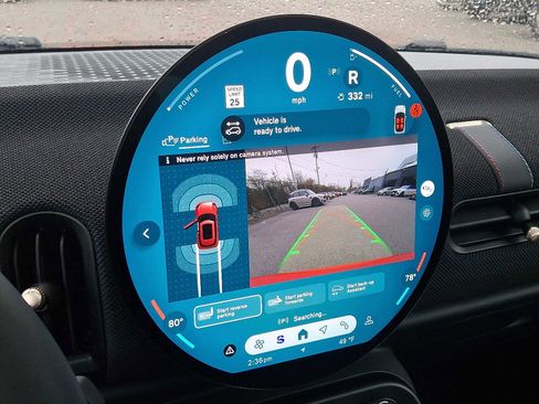 Used 2025 MINI Cooper 2-Door Hardtop image 18