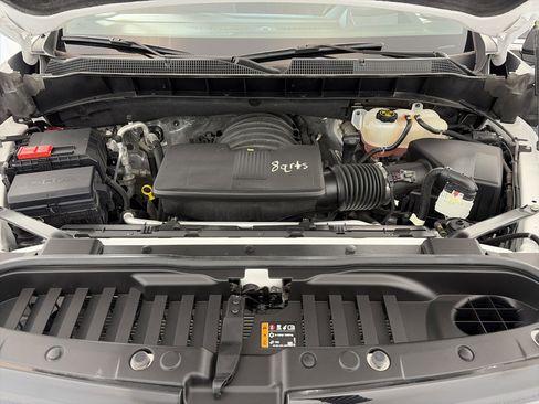 Certified 2024 Chevrolet Silverado 1500 High Country w/ High Country Premium Package AWD/4WD image 11