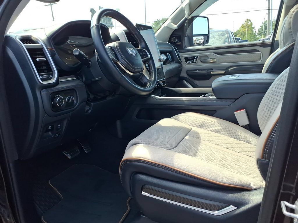 Used 2025 RAM 1500 Tungsten w/ Towing Technology Group AWD/4WD image 13