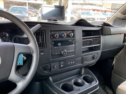 Used 2019 Chevrolet Express 3500 LT w/ LT Preferred Equipment Group RWD image 7
