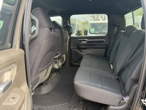 New 2026 RAM 1500 4x4 Crew Cab image 10