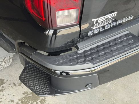 Used 2026 Chevrolet Colorado Trail Boss AWD/4WD image 26
