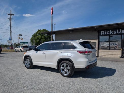 Used 2015 Toyota Highlander Limited FWD image 9