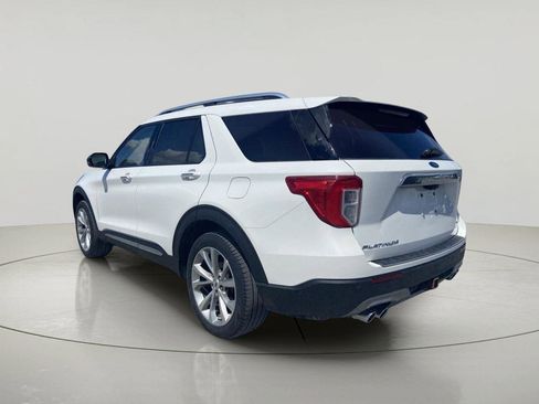 Used 2021 Ford Explorer Platinum w/ Equipment Group 601A AWD/4WD image 5