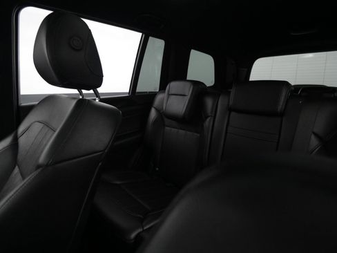 Used 2018 Mercedes-Benz GLS 450 4MATIC image 46