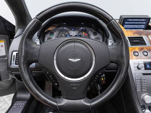 Used 2006 Aston Martin DB9 Volante RWD image 23