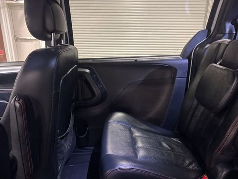 Used 2017 Dodge Grand Caravan GT image 10