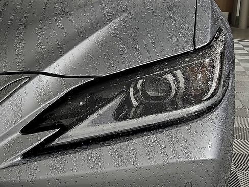 Certified 2025 Lexus ES 350 w/ Premium Package image 10