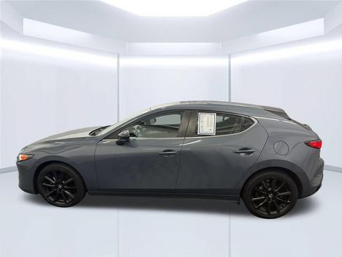Used 2023 MAZDA MAZDA3 s FWD image 9