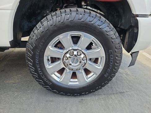 Used 2017 Ford F350 Platinum w/ Platinum Ultimate Package AWD/4WD image 30
