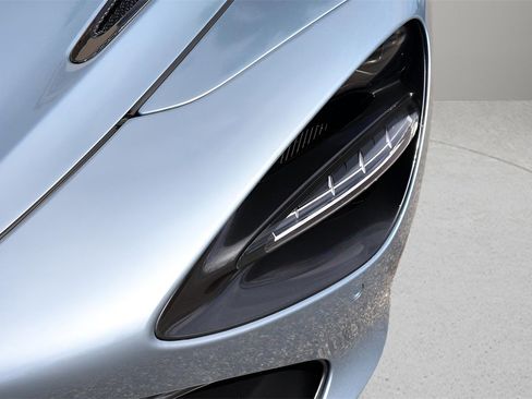 Used 2018 McLaren 720S Performance image 10