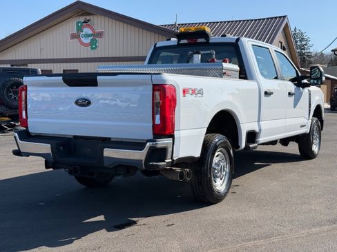 Used 2023 Ford F250 XL w/ FX4 Off-Road Package image 8