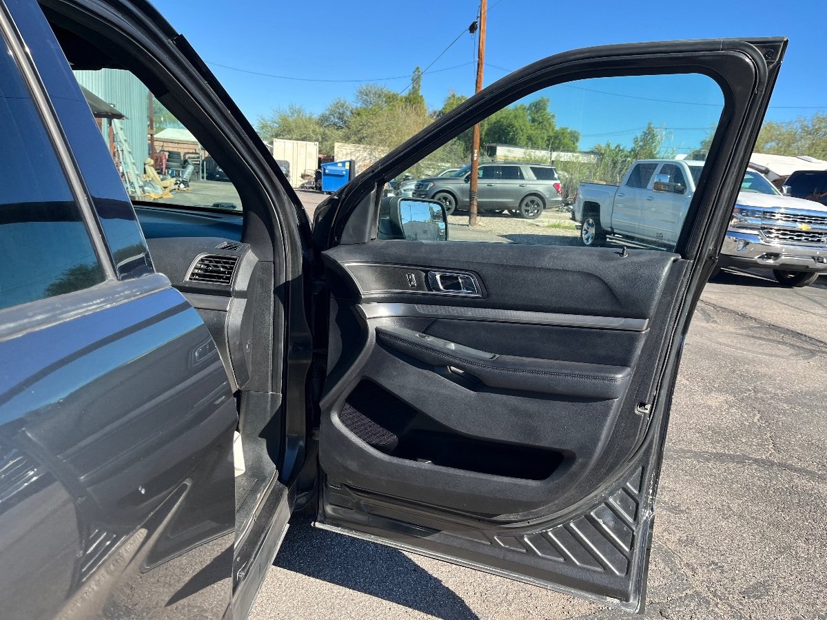 Used 2019 Ford Explorer XLT FWD image 20