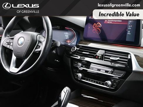 Used 2021 BMW 530i image 30