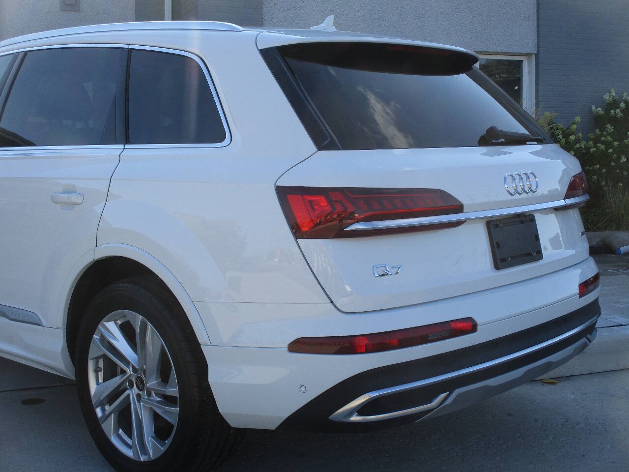 Used 2023 Audi Q7 3.0T Premium Plus AWD/4WD image 61