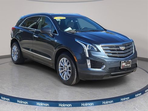 Used 2019 Cadillac XT5 FWD image 1