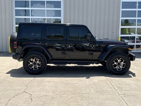 Used 2019 Jeep Wrangler Unlimited Rubicon w/ Dual Top Group AWD/4WD image 2