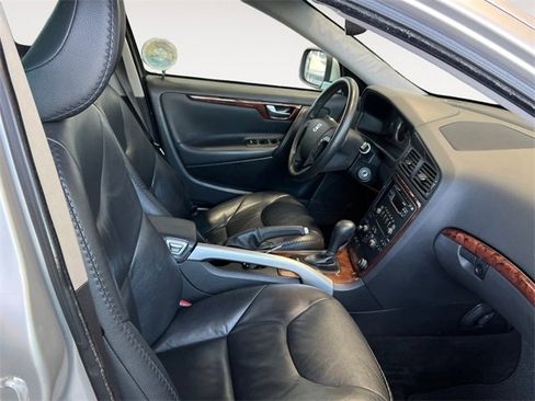 Used 2014 Toyota RAV4 XLE image 13