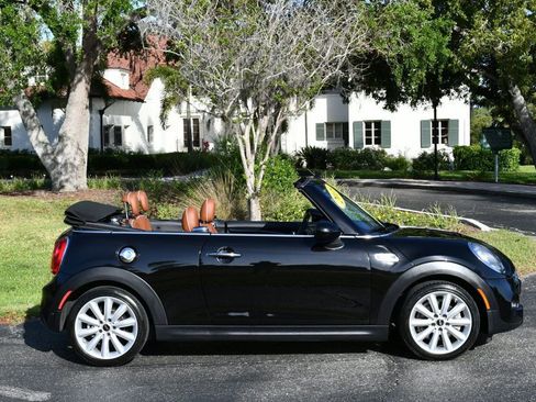 Used 2018 MINI Cooper S image 40