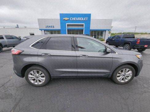 Used 2023 Ford Edge Titanium image 6