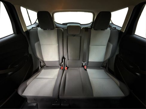 Used 2019 Ford Escape SE FWD image 27