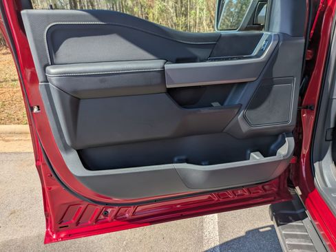 New 2026 Ford F150 XLT w/ Equipment Group 302A MID image 9