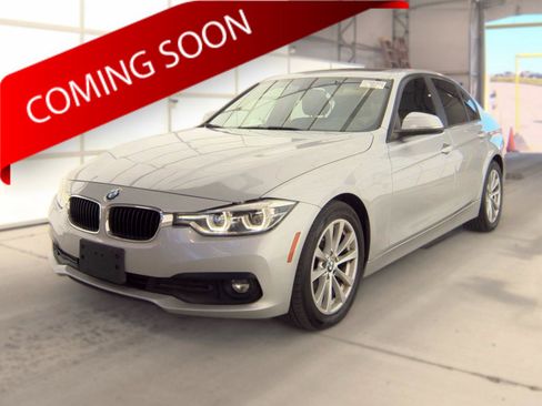 Used 2018 BMW 320i xDrive Sedan AWD/4WD image 1