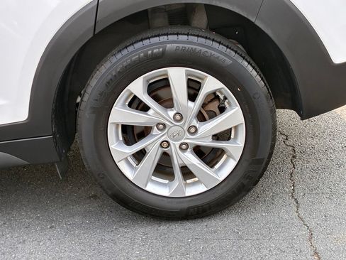 Used 2019 Hyundai Tucson SE AWD/4WD image 48