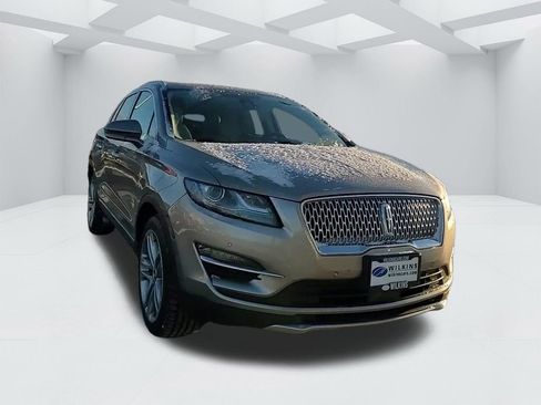 Used 2019 Lincoln MKC Reserve image 3