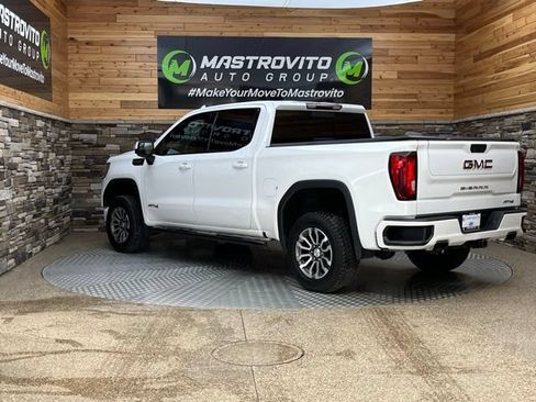 Used 2021 GMC Sierra 1500 AT4 w/ AT4 Preferred Package AWD/4WD image 9