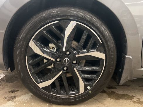 New 2025 Nissan Versa SR image 20