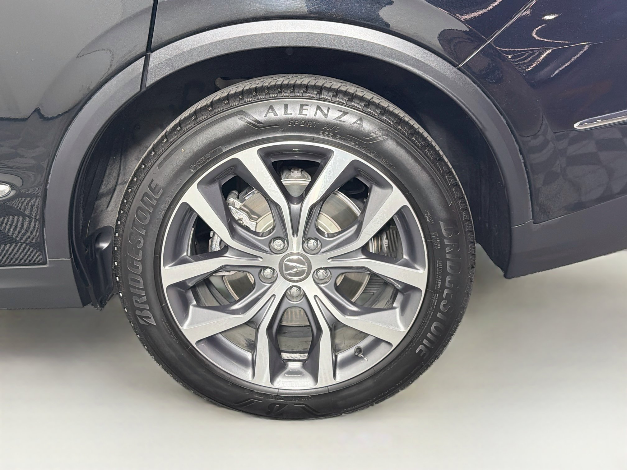 Used 2022 Acura MDX w/ Technology Package FWD image 11