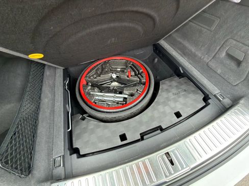 Used 2020 Porsche Cayenne image 15