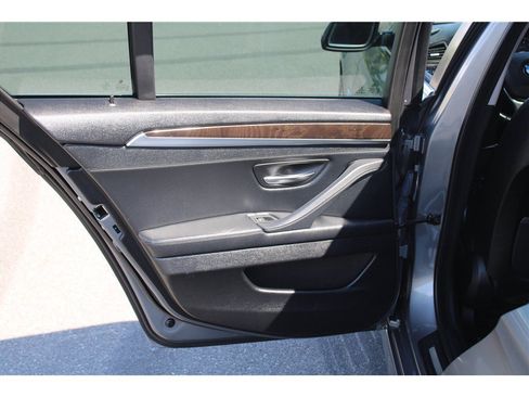 Used 2015 BMW 535i xDrive Sedan AWD/4WD image 12